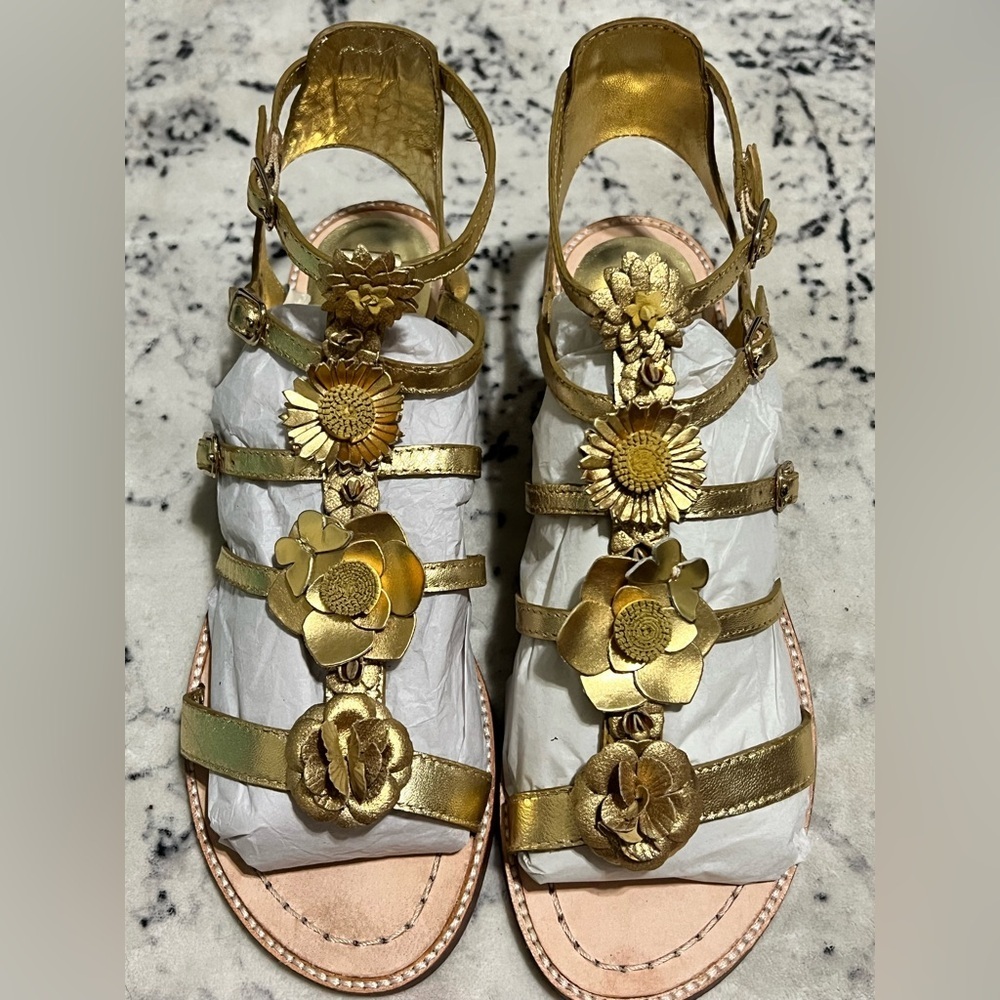 Kate Spade Gold Floral Embellished Sandals - 8.5